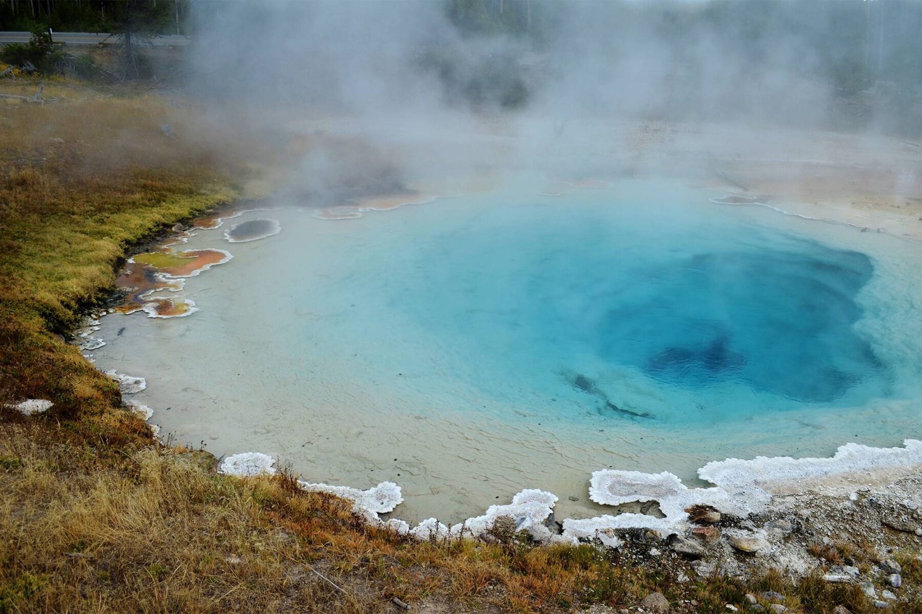 Old Faithful geyser at Yellowstone National Park - things to do in jackson hole